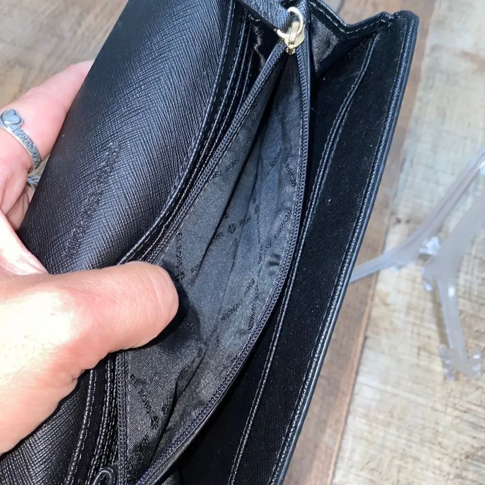 Michael Kors Purse / Purse Fulton Flap Continental Leather Black